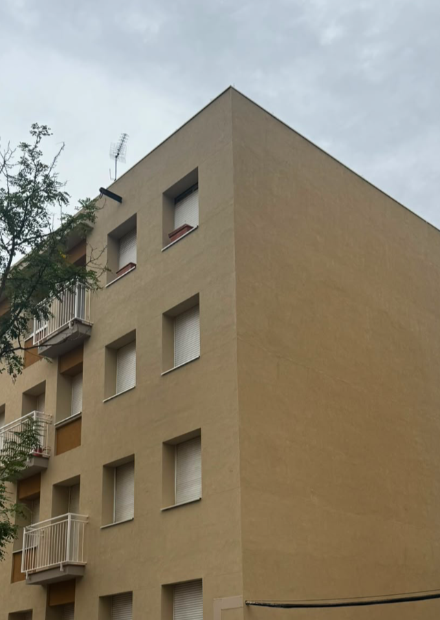 Rehabilitación Integral de Fachada en Sabadell — Fachadas en Barcelona
