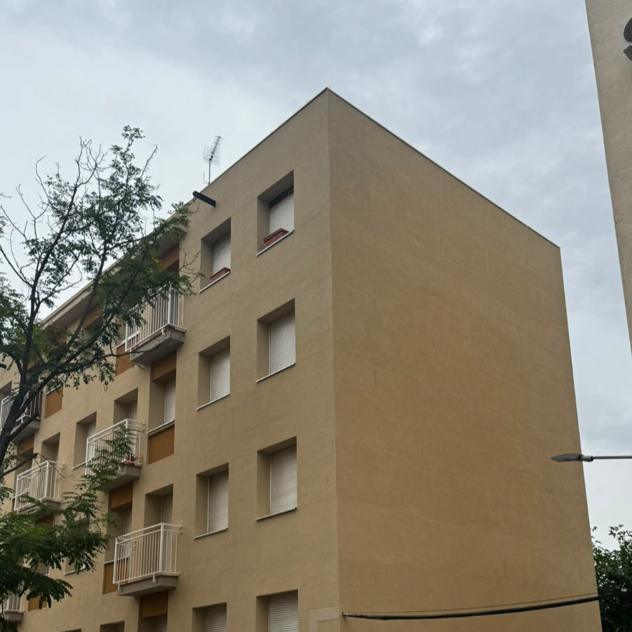 Rehabilitación Integral de Fachada en Sabadell — resultado final
